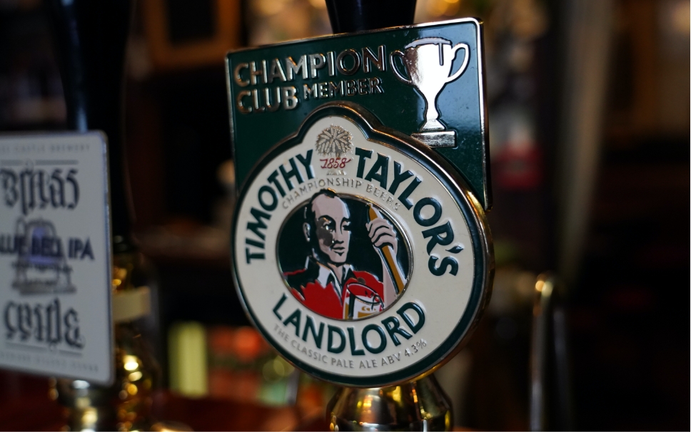 ales&pies-body-image-landlord