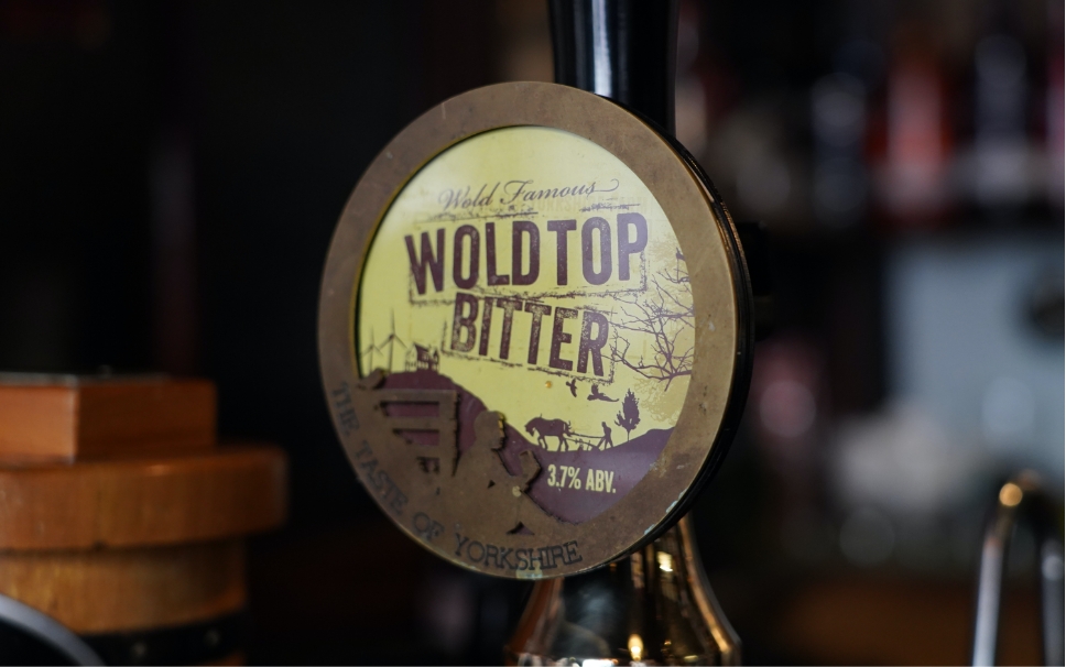 ales&pies-body-image-woldtop